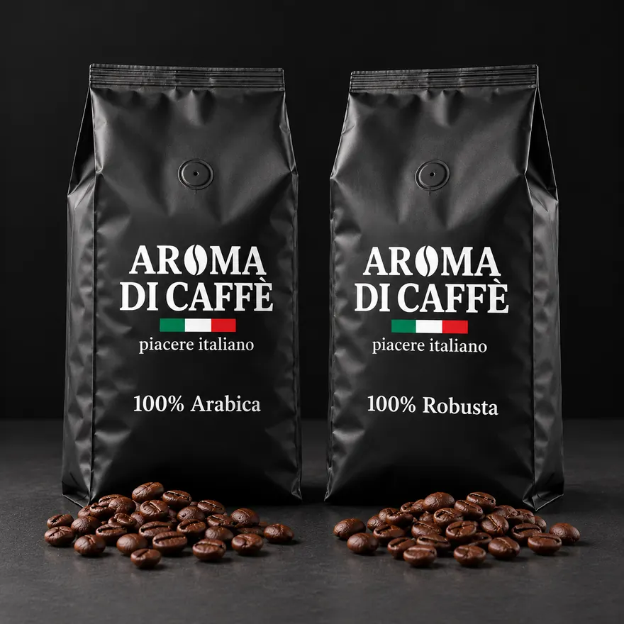 Due buste nere di Aroma di Caffè, una di Arabica e una di Robusta, con chicchi tostati